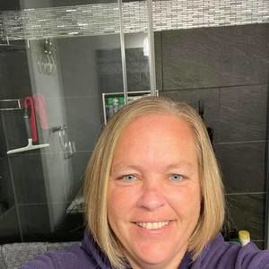 Meet your Posher, Carissa